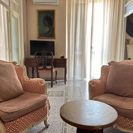 Luxury Suite Vitruvio 55 Формия Экстерьер фото