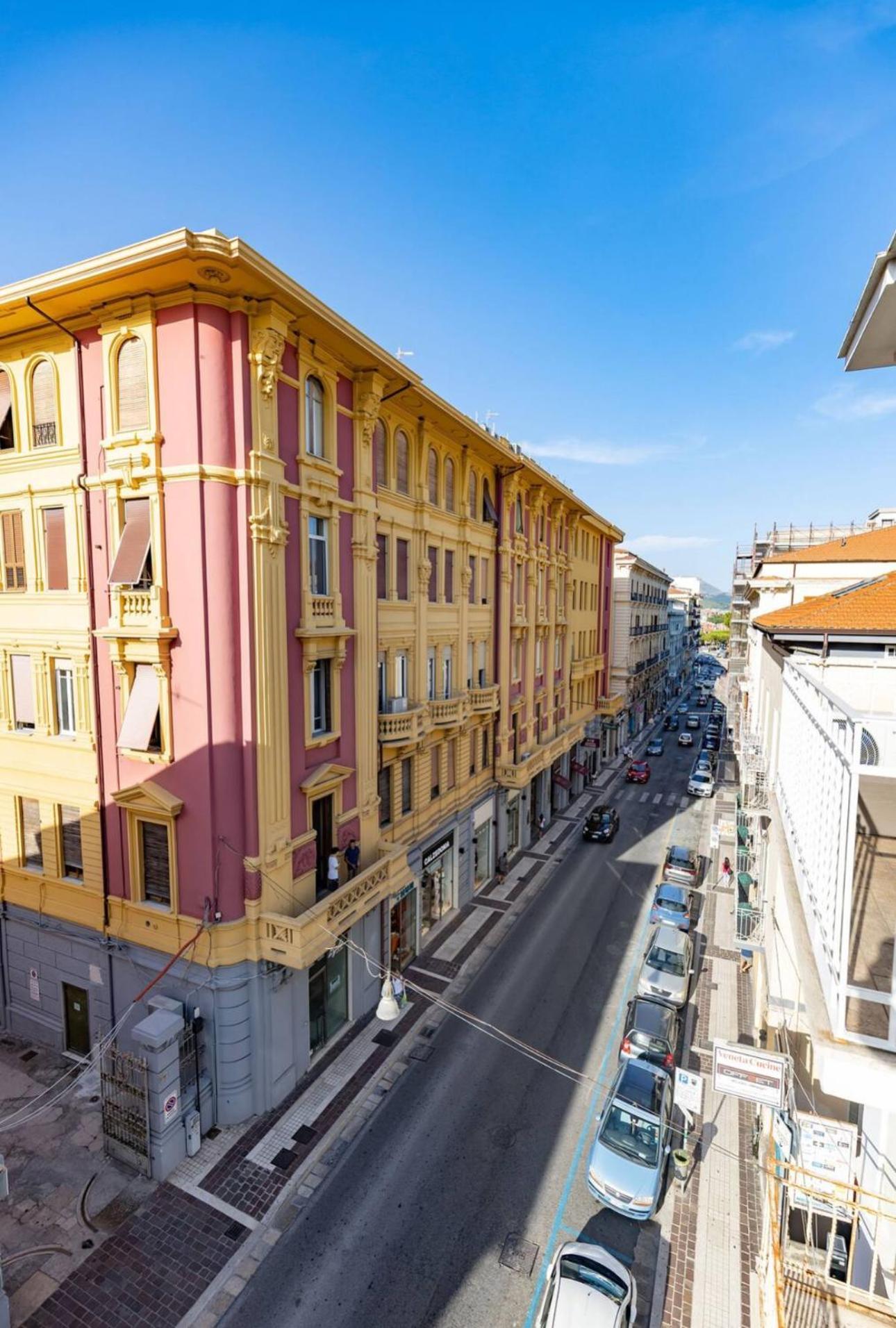 Luxury Suite Vitruvio 55 Формия Экстерьер фото